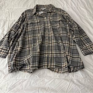 NWT Old Navy Long-Sleeve Plaid Flannel
Boyfriend Tunic Shirt for Women